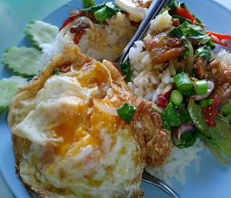 Bang Song Roi Boat Noodle photo