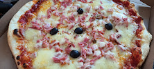 Plats et boissons du Pizzeria Pizza Giulio à Mérignac - n°15