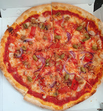 Plats et boissons du Pizzeria Pizza bologna à Hyères - n°3
