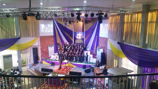 New Estate Baptist Church, 57 Adisa Bashua St, Surulere, Lagos, Nigeria, High School, state Lagos