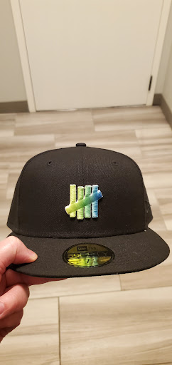 Shoe Store «Undefeated Santa Monica», reviews and photos, 2654 Main St # B, Santa Monica, CA 90405, USA