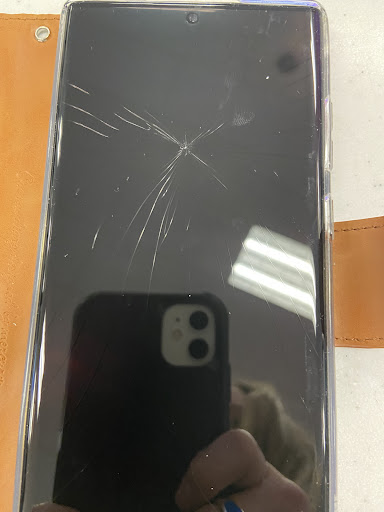 Cell Phone Store «Cellular Repair Center Inc, IPHONE & ANDROID REPAIRS», reviews and photos, 29576 Orchard Lake Rd, Farmington Hills, MI 48334, USA