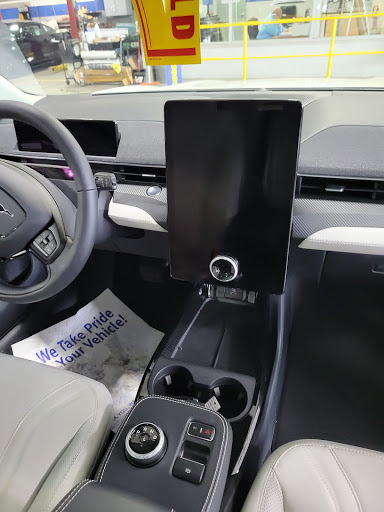 Ford Dealer «Napleton Ford in Libertyville», reviews and photos, 1010 S Milwaukee Ave, Libertyville, IL 60048, USA