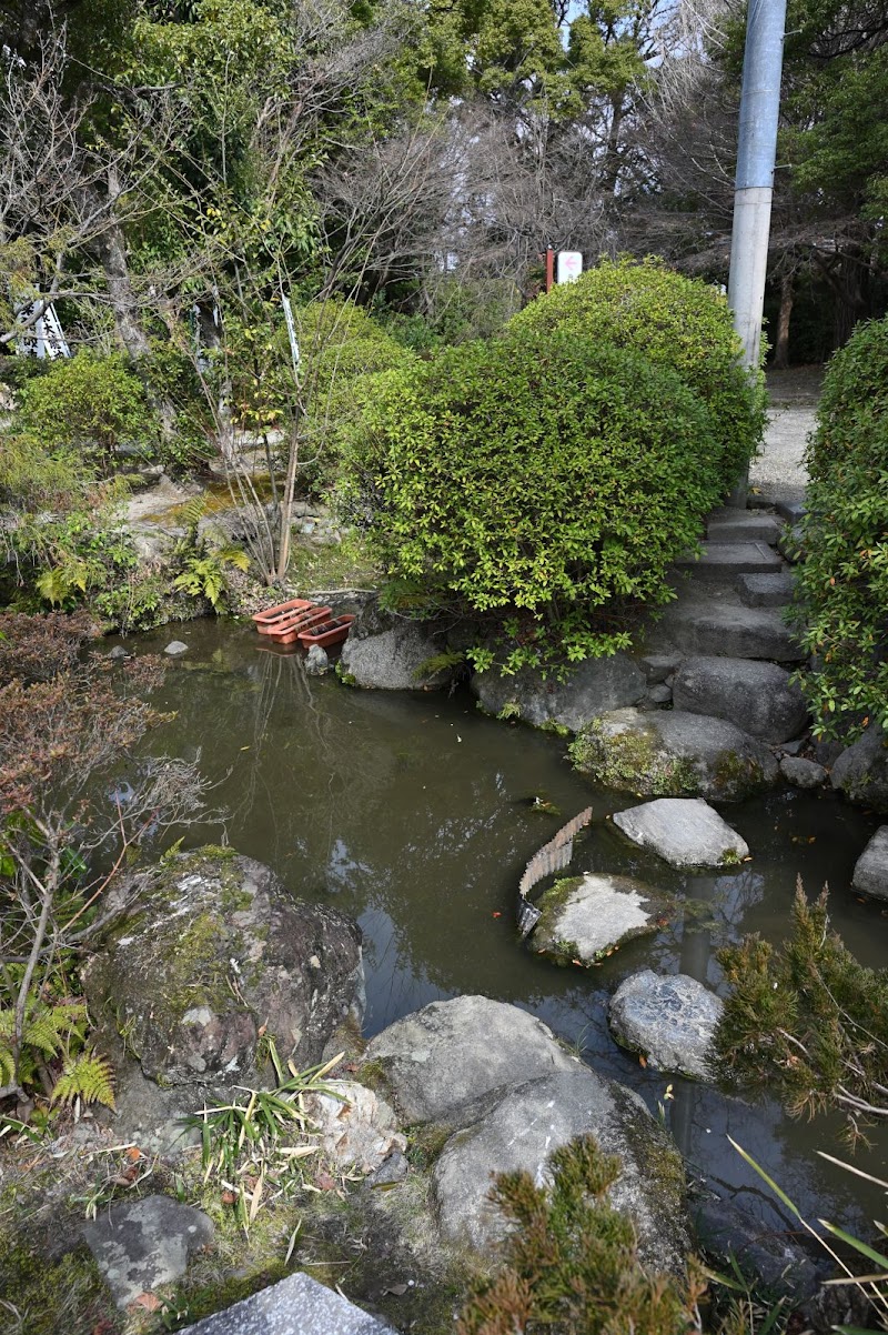 津島神社 神苑