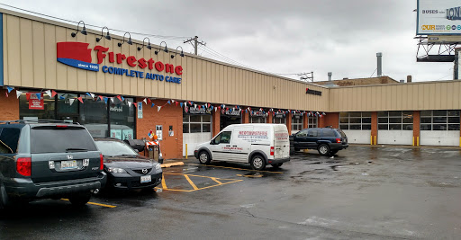 Tire Shop «Firestone Complete Auto Care», reviews and photos, 5215 N Milwaukee Ave, Chicago, IL 60630, USA