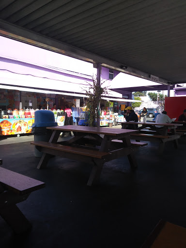 Shopping Mall «Los Amigos Mall», reviews and photos, 307 E Jefferson Blvd, Los Angeles, CA 90011, USA