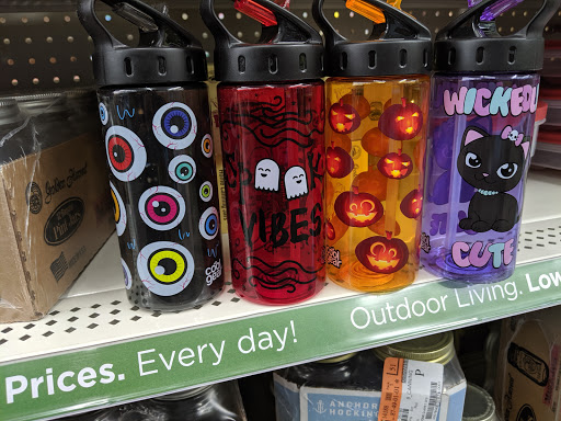 Discount Store «Dollar General», reviews and photos, 301 W Naranjo Blvd, Woodlake, CA 93286, USA