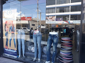 DISTRIBUCIONES ZUÑIGA - Insumos Confeccion Jeans Ecuador