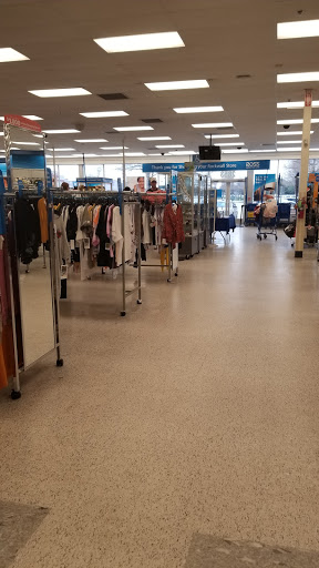 Clothing Store «Ross Dress for Less», reviews and photos, 2853 Market Center Dr, Rockwall, TX 75032, USA