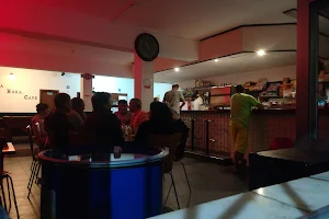 Boa-Hora Café image