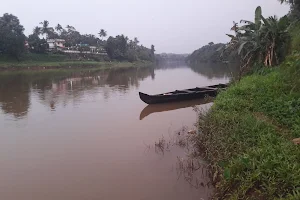 Muvattupuzha river side image