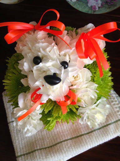 Florist «Wild Iris Flowers & Gifts 234 Center Ave Molalla Or 97038», reviews and photos, Center Ave, Molalla, OR 97038, USA