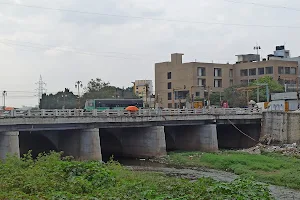 Valarmathi Bridge image