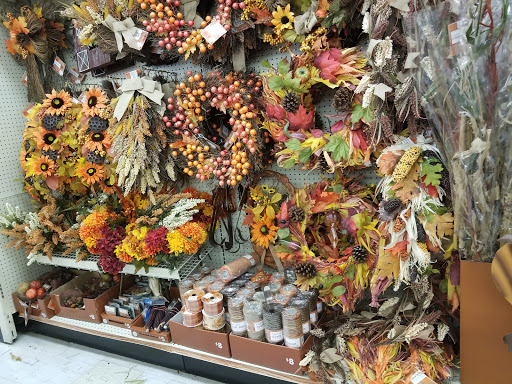 Discount Store «Big Lots», reviews and photos, 740 N Main St, Corona, CA 92880, USA