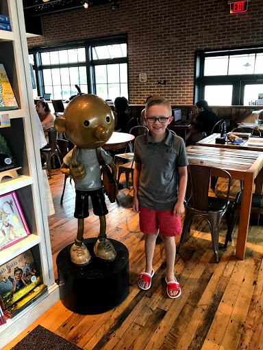 Book Store «An Unlikely Story», reviews and photos, 111 South St, Plainville, MA 02762, USA