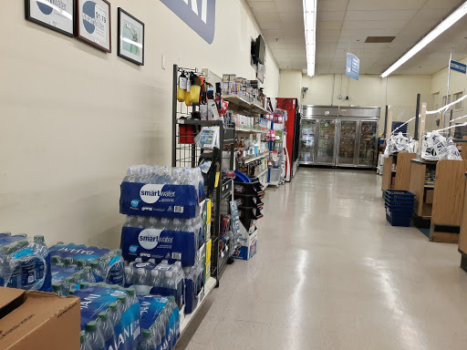 Discount Store «Savemart», reviews and photos, 241 W Roseville Rd # 6, Lancaster, PA 17601, USA