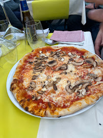 Pizza du Restaurant italien Casa Di Famiglia à Sartrouville - n°7