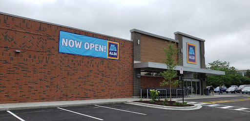 Supermarket «ALDI», reviews and photos, 375 W Higgins Rd, Hoffman Estates, IL 60169, USA