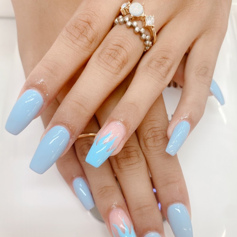 Candy Nails & Spa