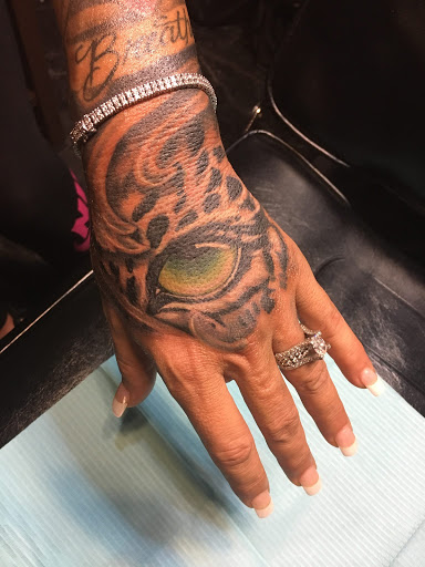 Tattoo Shop «Tattoo Frenzy Inc», reviews and photos, 127 Merrick Rd, Amityville, NY 11701, USA