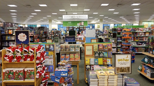 Book Store «Barnes & Noble», reviews and photos, 410 Peachtree Pkwy #252, Cumming, GA 30041, USA