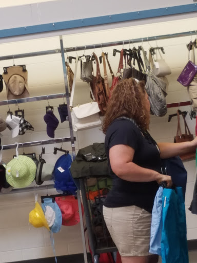 Thrift Store «Goodwill Industries of Middle Tennessee», reviews and photos, 6708 Nolensville Pike, Brentwood, TN 37027, USA