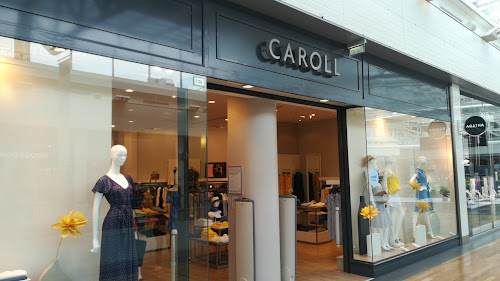 Magasin de vêtements pour femmes CAROLL Lieusaint