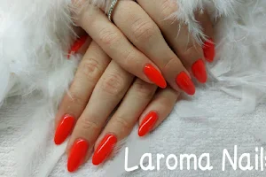 Laroma Nails image