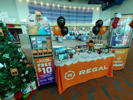 Movie Theater «Regal Cinemas Pavilion 14 & RPX», reviews and photos, 5547 S Williamson Blvd, Port Orange, FL 32128, USA