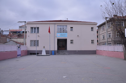 Cumhuriyet İlköğretim Okulu