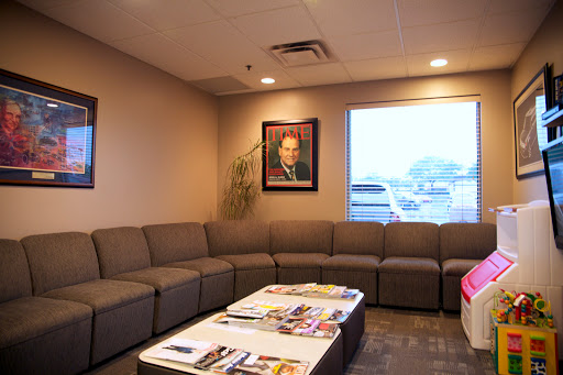 Ford Dealer «Arlington Heights Ford», reviews and photos, 801 W Dundee Rd, Arlington Heights, IL 60004, USA