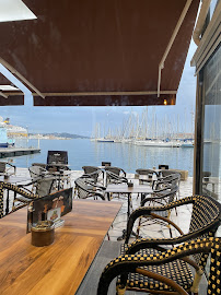 Atmosphère du Restaurant Terre Et Mer à Toulon - n°1
