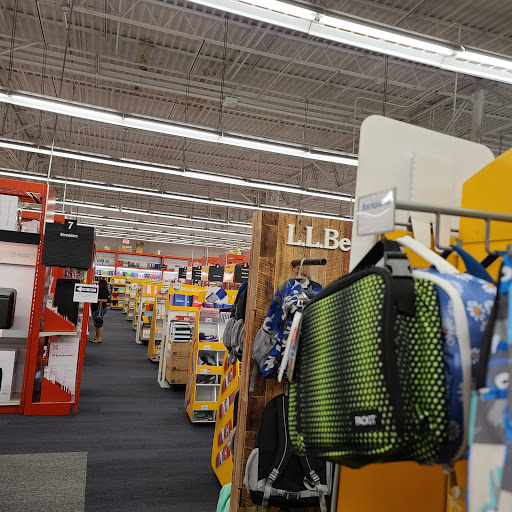 Office Supply Store «Staples», reviews and photos, 4313 Florida National Dr, Lakeland, FL 33813, USA