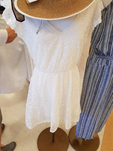 Department Store «Marshalls», reviews and photos, 839 New York Ave, Huntington, NY 11743, USA