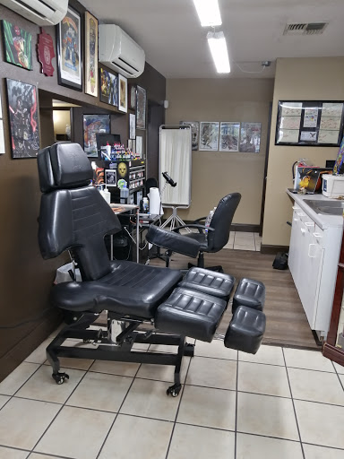 Tattoo Shop «Armadillo Reds Tattoo West Kissimmee», reviews and photos, 4499 W Vine St, Kissimmee, FL 34746, USA