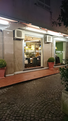 Ristorante Macrito Pizza & Pinsa Via Guanni, 6, 87040 Marano Marchesato CS, Italia