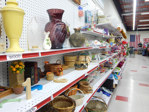 Thrift Store «Dav Thrift Store», reviews and photos, 1749 S Campbell Ave, Springfield, MO 65807, USA