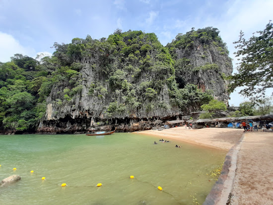 Khao Tapu Plajı