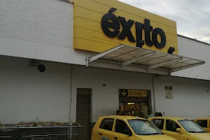 Villavicencio Exito Mall image