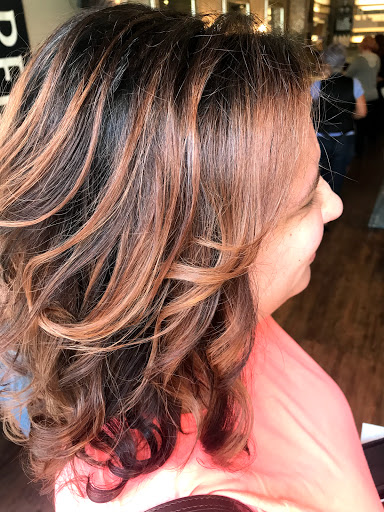 Hair Salon «Michael Christian Salon & Dry Bar», reviews and photos, 1428 Towne Lake Pkwy, Woodstock, GA 30189, USA