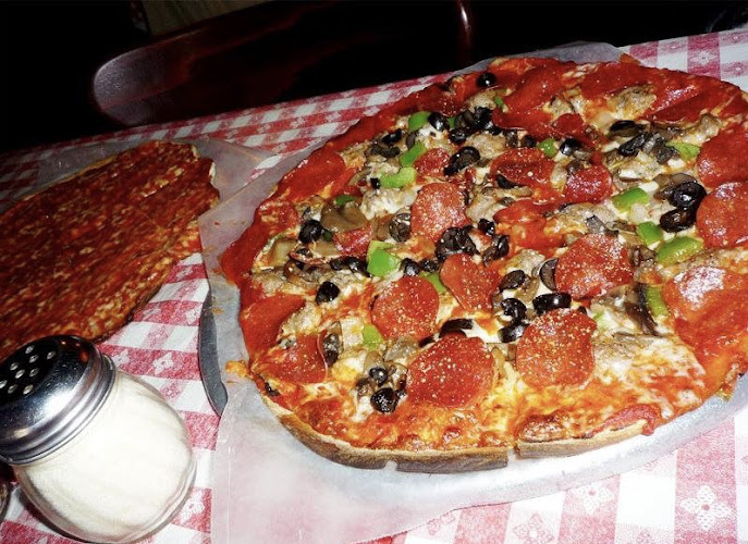 Best Thin Crust pizza place in Milwaukee - Zaffiro's Pizza The Original