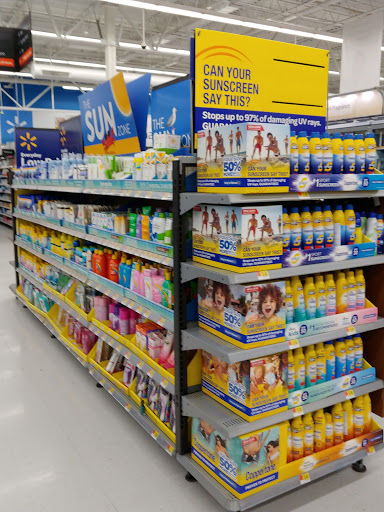 Discount Store «Walmart», reviews and photos, 1460 Golf Rd, Rolling Meadows, IL 60008, USA