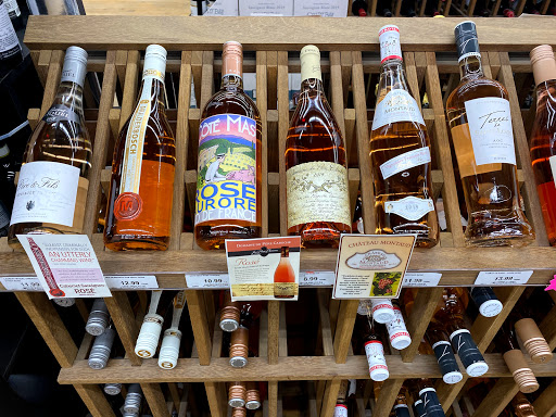 Wine Store «Parkview Wine & Spirits», reviews and photos, 229 Park Rd, West Hartford, CT 06119, USA