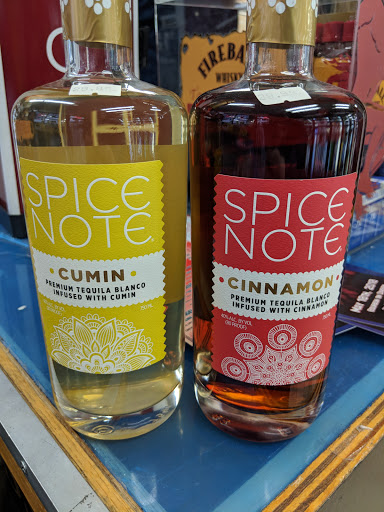 Liquor Store «Logan Liquors», reviews and photos, 2639 N Kedzie Ave, Chicago, IL 60647, USA