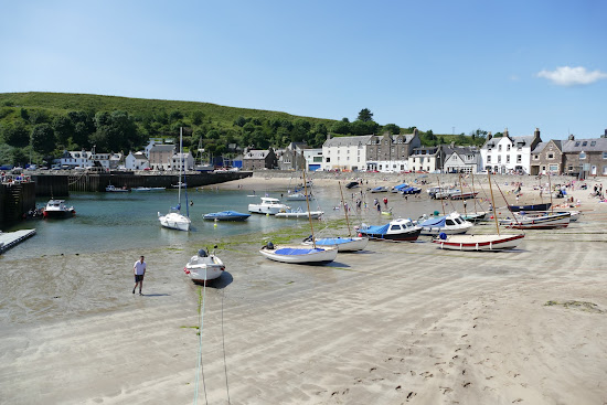 Stonehaven Harbour Beach