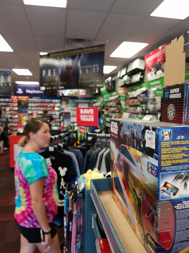 Video Game Store «GameStop», reviews and photos, 91 N Cattlemen Rd, Sarasota, FL 34243, USA