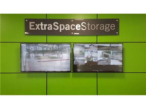Storage Facility «Extra Space Storage», reviews and photos, 9809 Broadway St, Pearland, TX 77584, USA