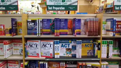 Book Store «Barnes & Noble», reviews and photos, 801 Lehigh Lifestyle Center, Whitehall, PA 18052, USA