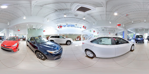 Toyota Dealer «Day Toyota», reviews and photos, 1110 Clairton Blvd, Pleasant Hills, PA 15236, USA