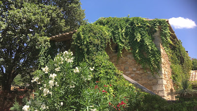 Gîtes à Aigaliers